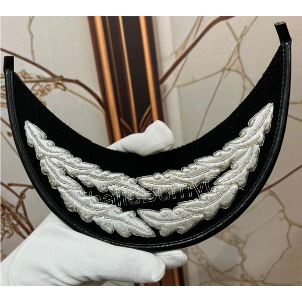 Row silver visor cap